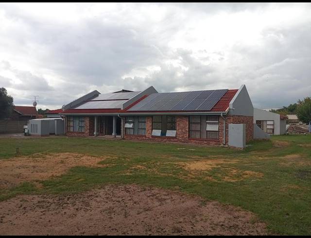 36 BEDROOM HOUSE FOR SALE IN BEDWORTH PARK